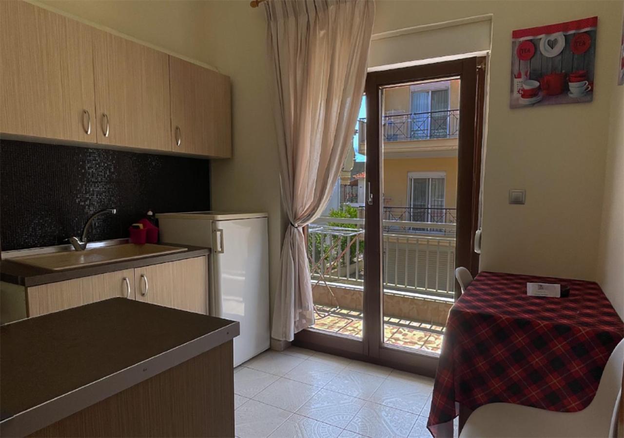 Niki Apartments Paralia Dionysiou Exteriör bild