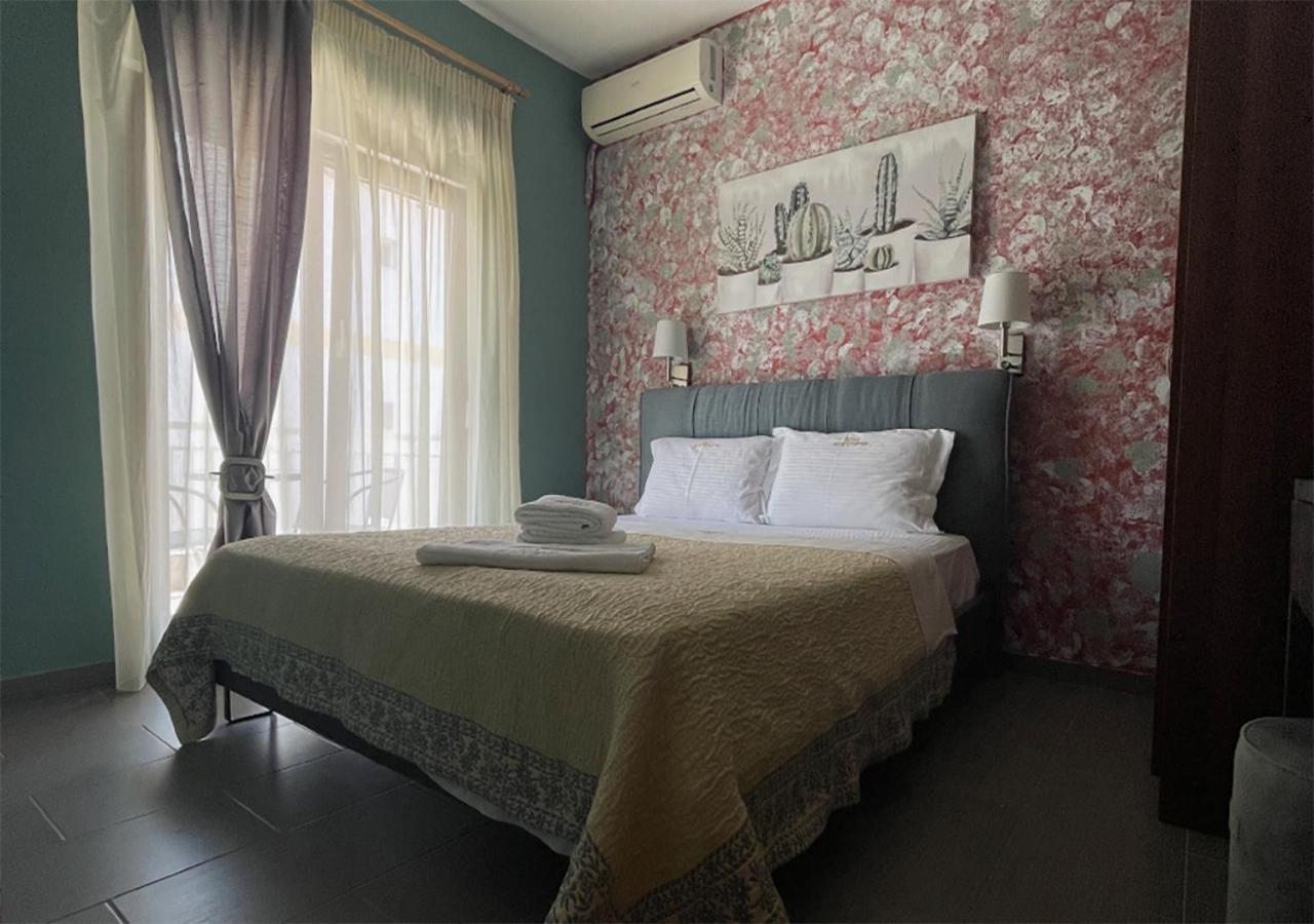 Niki Apartments Paralia Dionysiou Exteriör bild