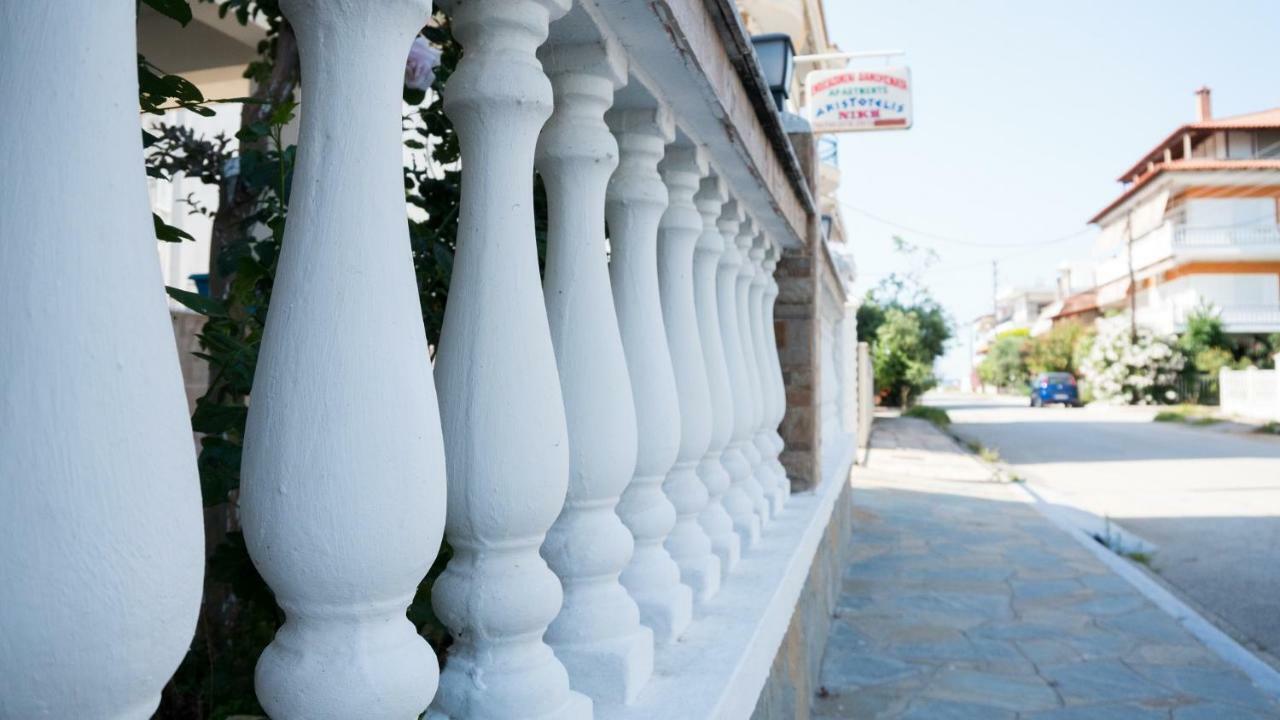 Niki Apartments Paralia Dionysiou Exteriör bild
